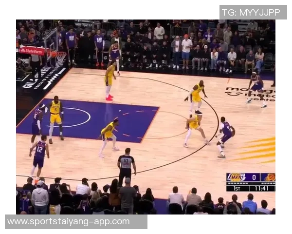 湖人今日狂抢24个前场篮板创近11年新高上次如此表现还是在2014年